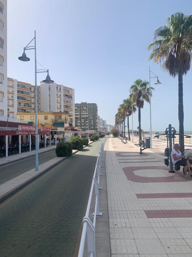 エル・プエルト・デ・サンタ・マリアApartamento En Primera Linea De Playa Valdemar 1アパートメント エクステリア 写真